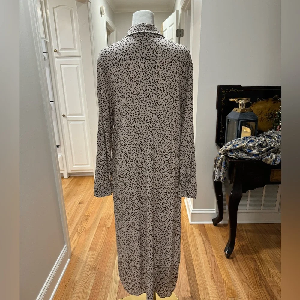Aura Leopard Button Front Maxi Shirt Dress - Picture 3 of 10